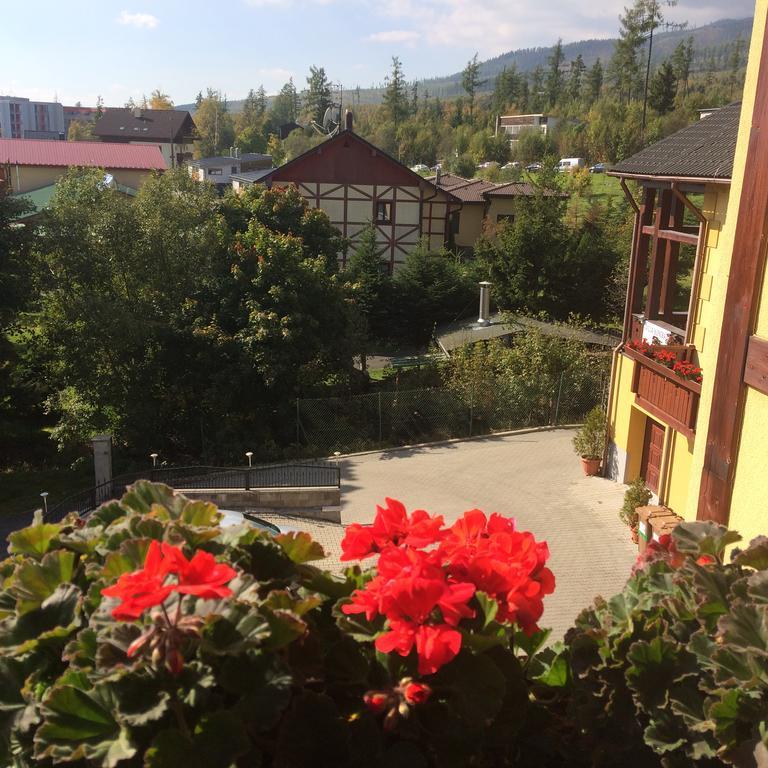 Pension Villa Kunerad Vysoke Tatry Exterior photo