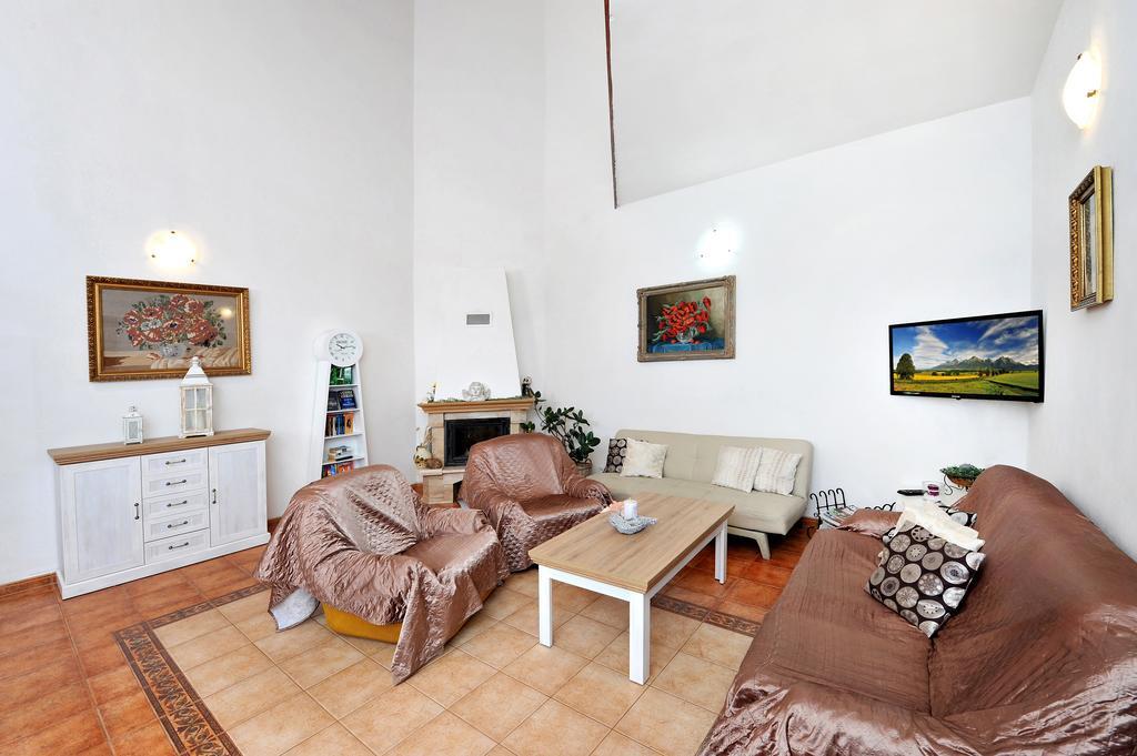Pension Villa Kunerad Vysoke Tatry Exterior photo